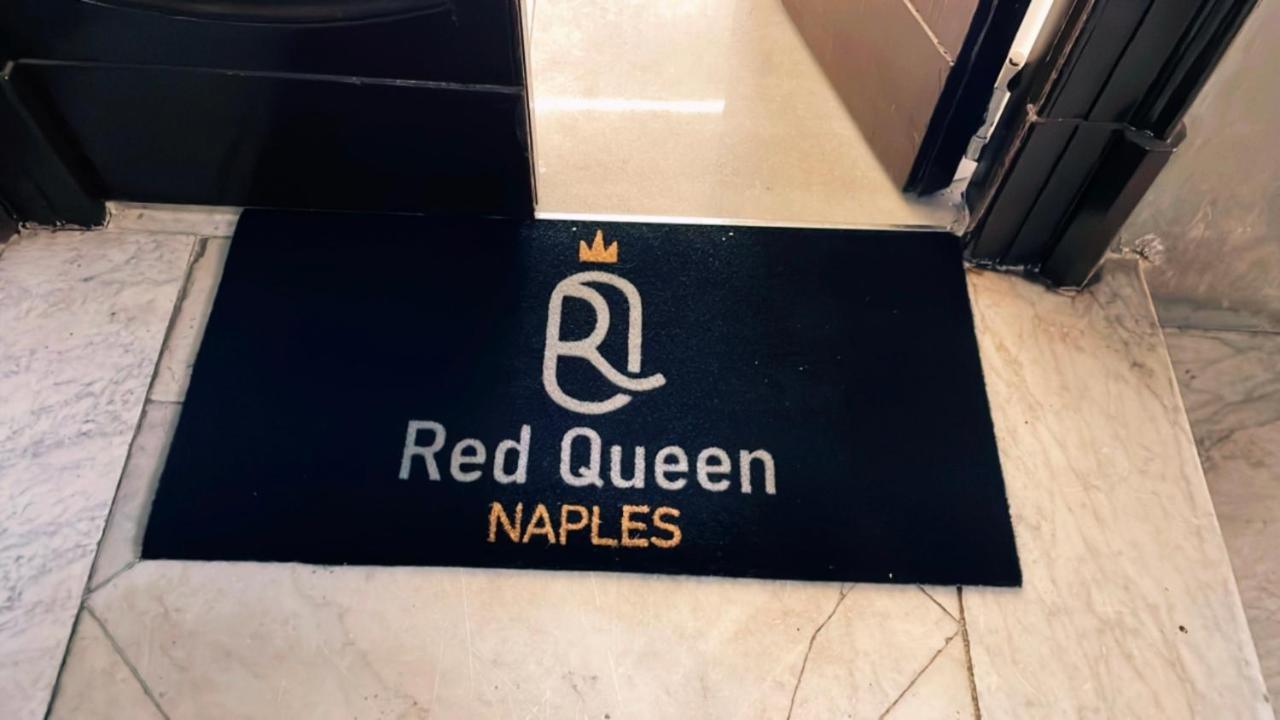 Red Queen Neapel Exterior foto